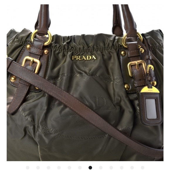 PRADA
Tessuto Nylon Jacquard Logo Tote Fumo - Picture 6 of 11